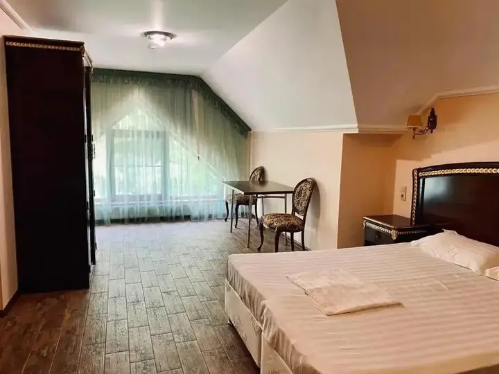 Красная Поляна: Green Hall Hotel