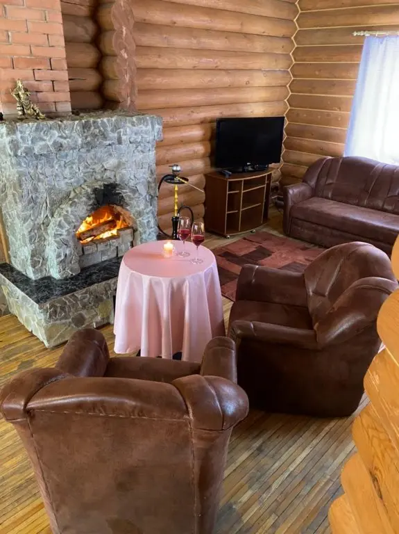 Богучаны: Гостевой Дом Wood House