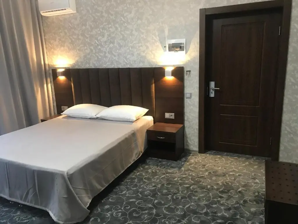 Ольгинка: Family Hotel
