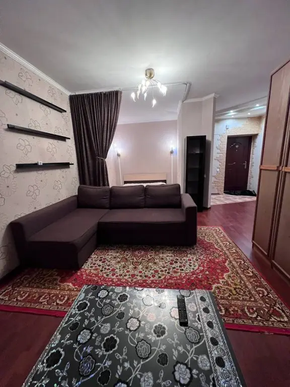 Губкин: Квартира Crystall Studio Marina