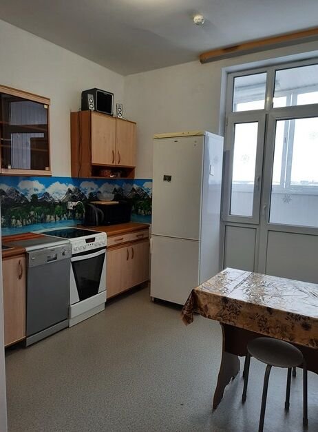 Ноябрьск: Alatyr Noyabrsk, st. Magistralnaya, 121