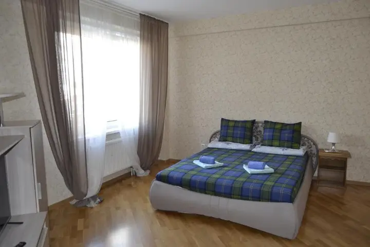Великий Новгород: Отель и апартаменты Velikiy King