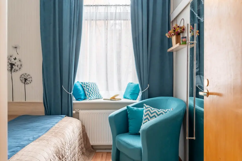 Санкт-Петербург: Апартаменты LERUKA HOME Балтийская