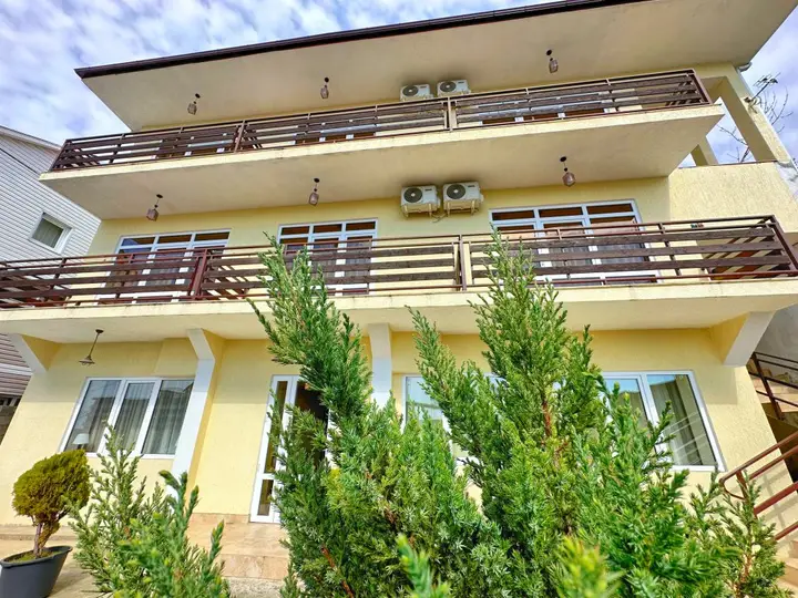 Сочи: Курортный Отель GardenBerry Hotel