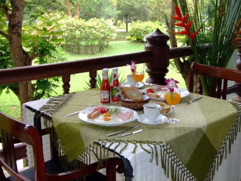 Сай Йок: Sai Yok Country Resort & Spa
