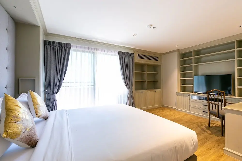 Бангкок: Your Private Oasis Stylish 2br With Spacious Living Room and Pool Access
