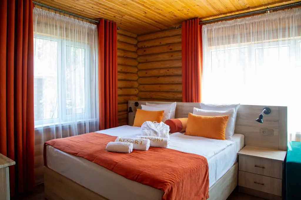 Алматы: База отдыха Country Village Resort