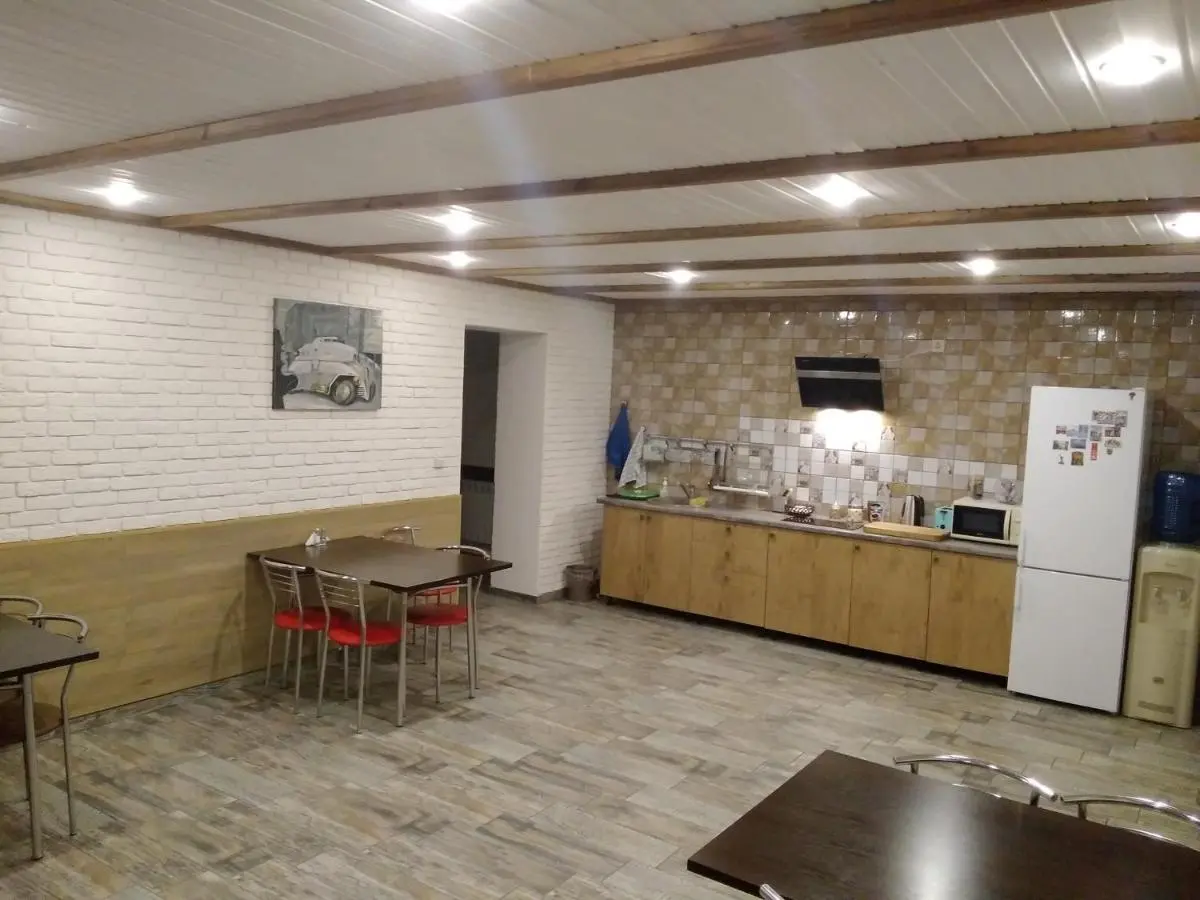 Крымск: Guesthouse on Rodnikovaya 9