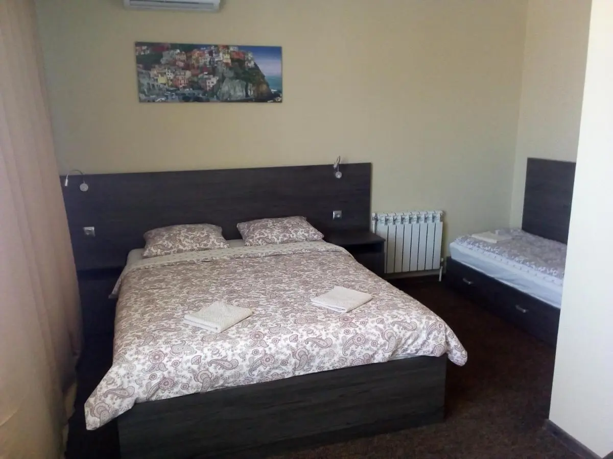 Крымск: Guesthouse on Rodnikovaya 9