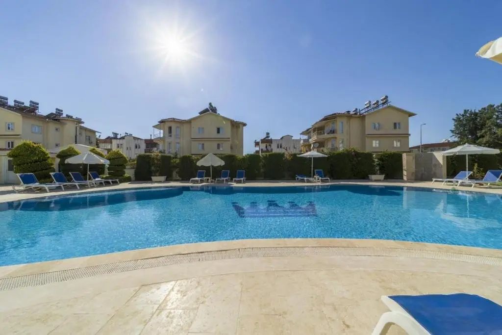 Flat With Balcony and Shared Pool in Belek — фото 1