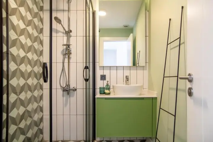 Чешме: Gorgeous Apartment With Pool and Balcony In Izmir