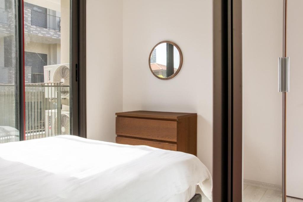 Чешме: Gorgeous Apartment With Pool and Balcony In Izmir