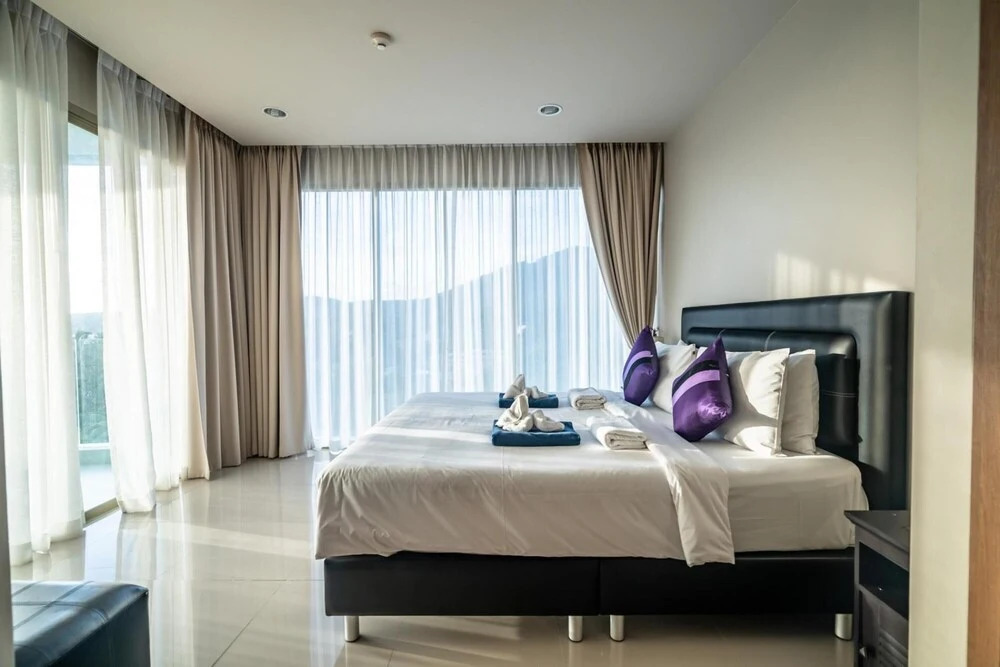Муанг: Spacious Apartment With Jacuzzi and Ocean View