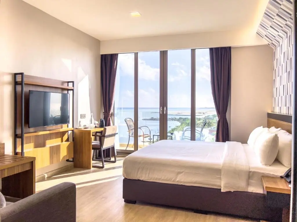 Южный Мале Атол: Отель Triton Prestige Seaview and Spa