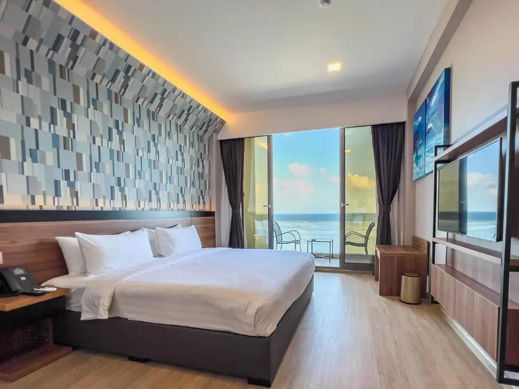 Южный Мале Атол: Отель Triton Prestige Seaview and Spa