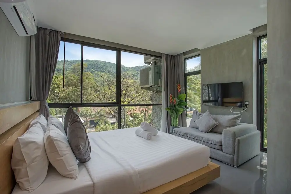 Кату: Scenic Green Hill Views 4BR Villa Jeanny