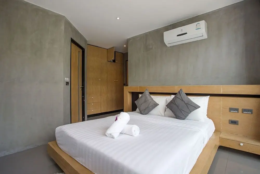 Кату: Scenic Green Hill Views 4BR Villa Jeanny