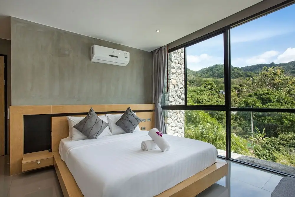 Кату: Scenic Green Hill Views 4BR Villa Jeanny