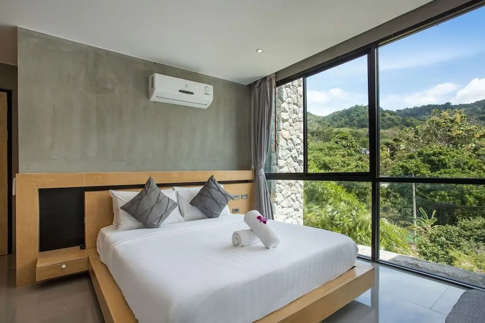 Кату: Scenic Green Hill Views 4BR Villa Jeanny