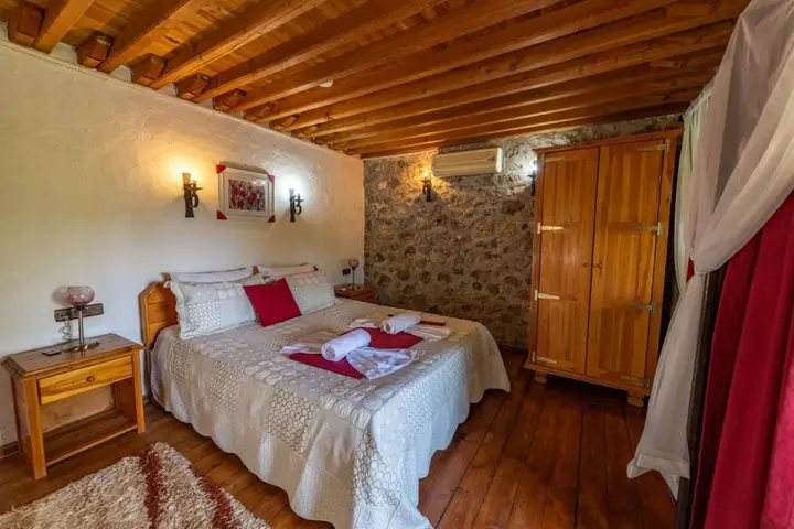 Мугла: Villa With Pool Surrounded by Nature in Fethiye