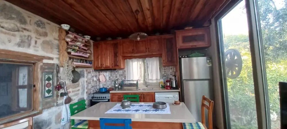 Kiyikislacik: Secluded Home With Sea View and Backyard in Milas