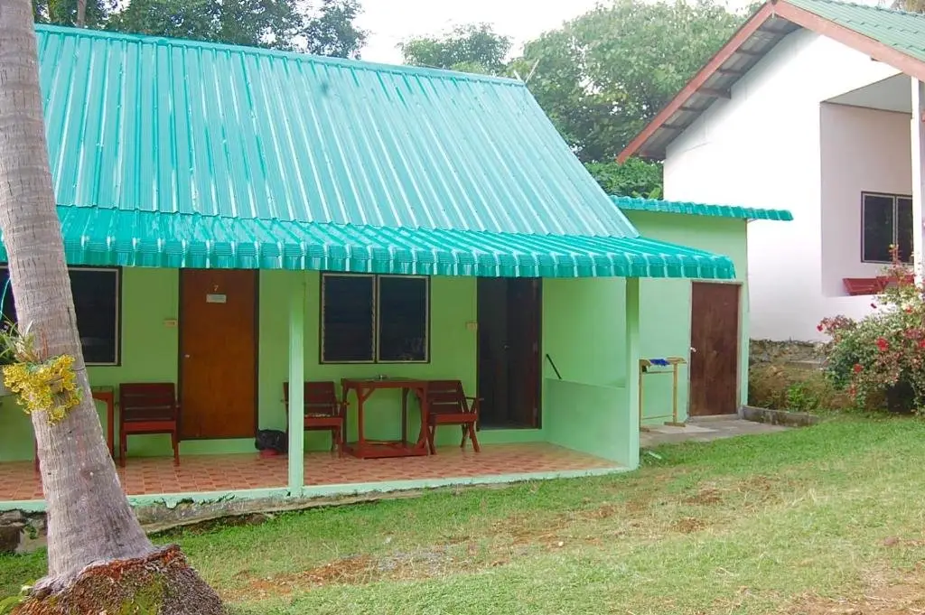 Ко Чанг: tp hut bungalows