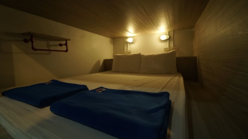 Муанг: Slumber Party Surf Kata Phuket