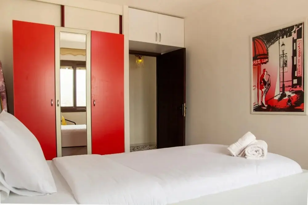 Измир: Vibrant Flat Near Trendy Attractions in Karsiyaka