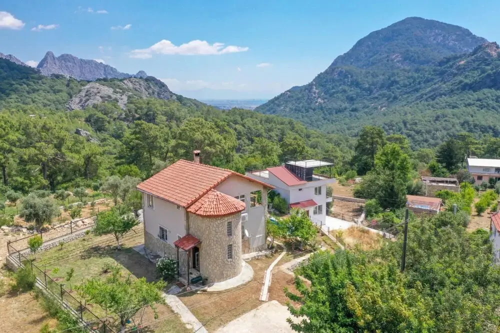 Манавгат: Secluded Villa With on Mountainside in Antalya