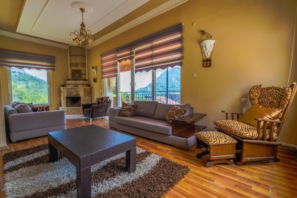 Манавгат: Secluded Villa With on Mountainside in Antalya