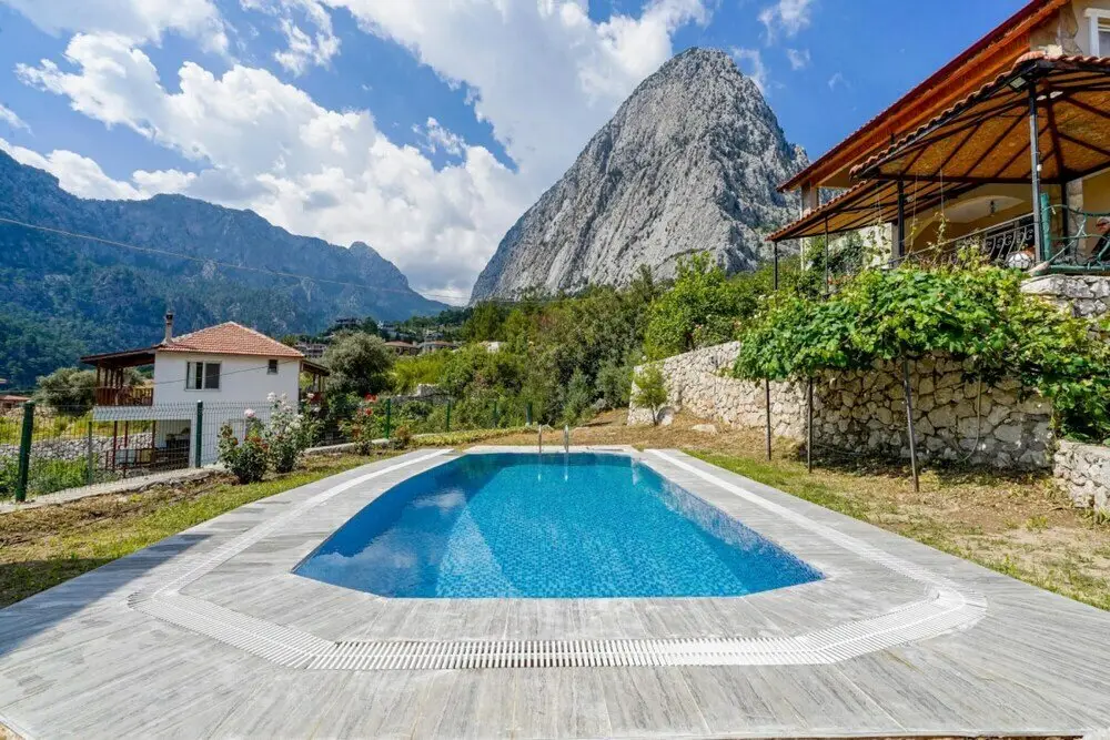 Манавгат: Secluded Villa With on Mountainside in Antalya