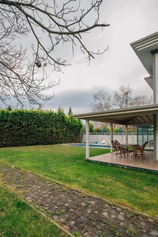 Сакарья: Sleek Villa in Sapanca With Pool and Winter Garden