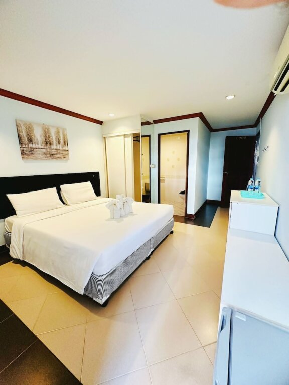 Кату: Sunstar Palace Patong