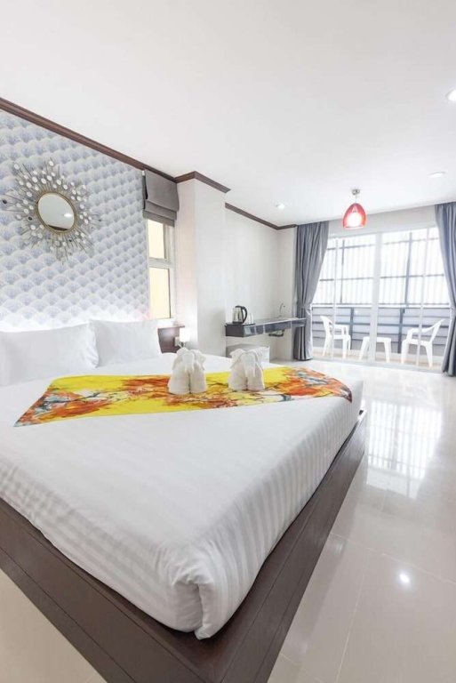Кату: The Chic Patong