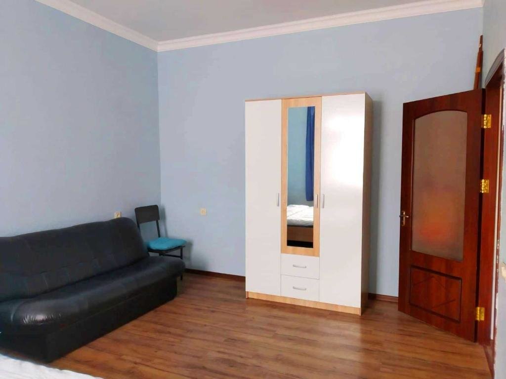 Ереван: Apartment near Sasundci Davit Metro Station