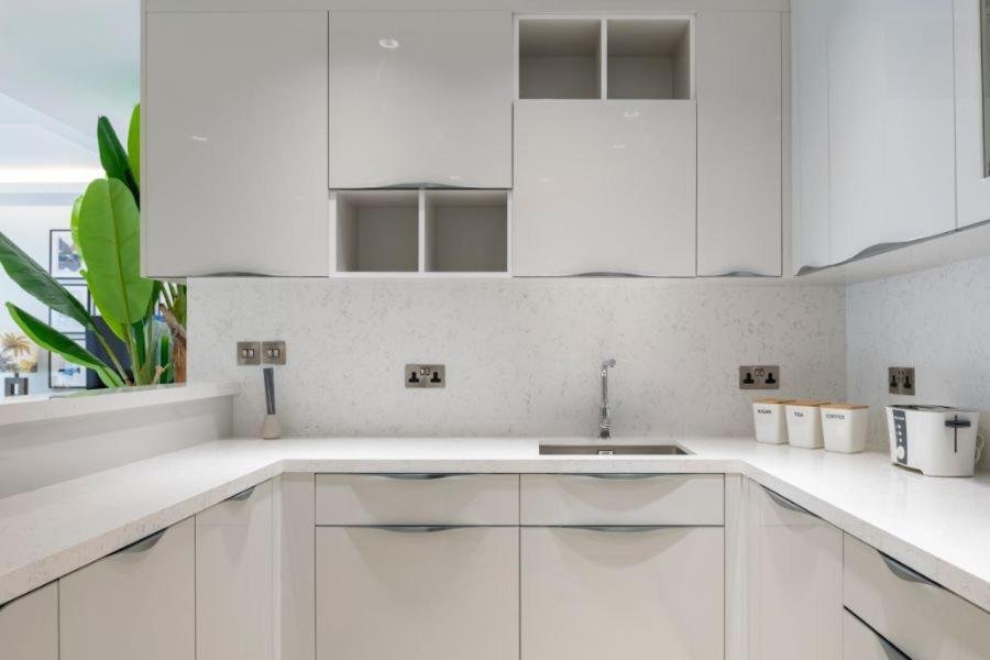 Дубай: FAM Living - Murjan - Ain Dubai & Sea Views