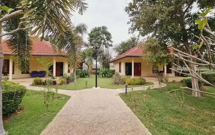 Чаам: Welcome to our Oasis The Beautiful Bungalow Blue