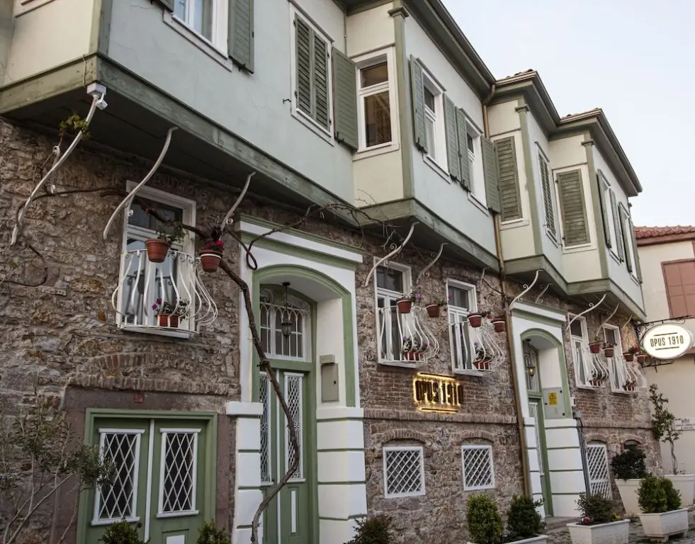 carousel image 3