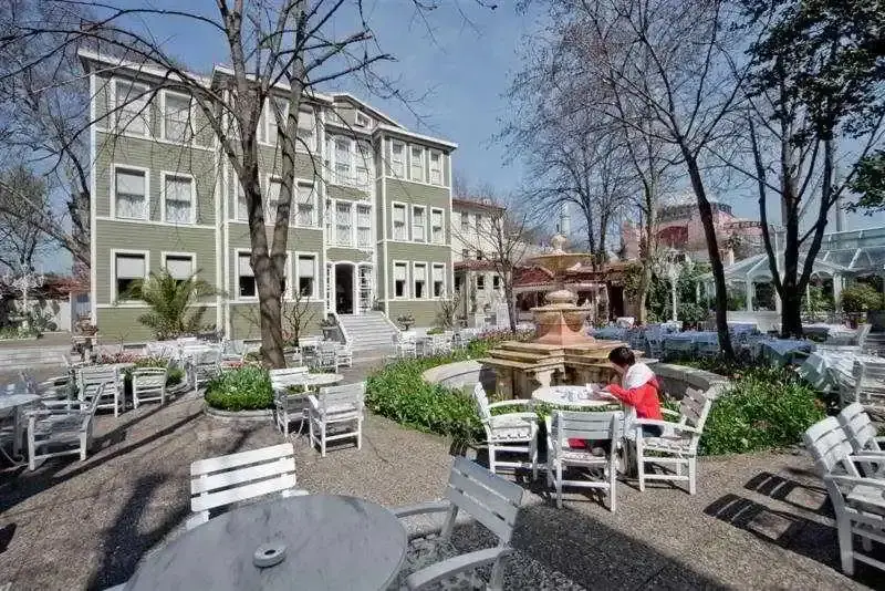 Стамбул: Yesil ev Green House