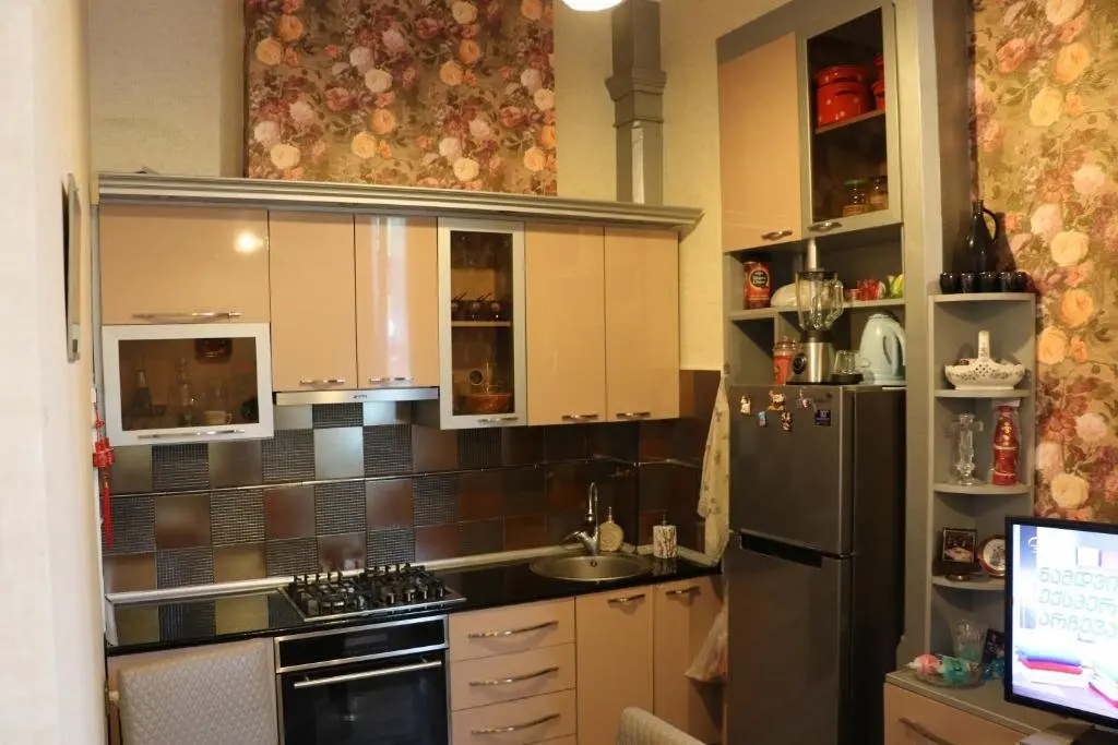 Тбилиси: Comfy Apartment in Downtown Tbilisi