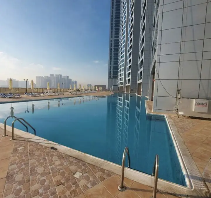 Аджман: Апартаменты Золотой Клевер - ОАЭ Corniche Residence Ajman