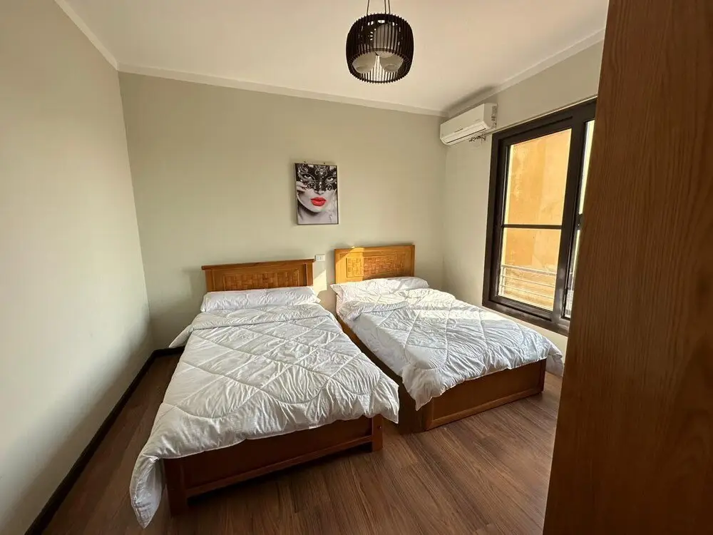 Шейх Заед Сити: Beverly Hills Apartment