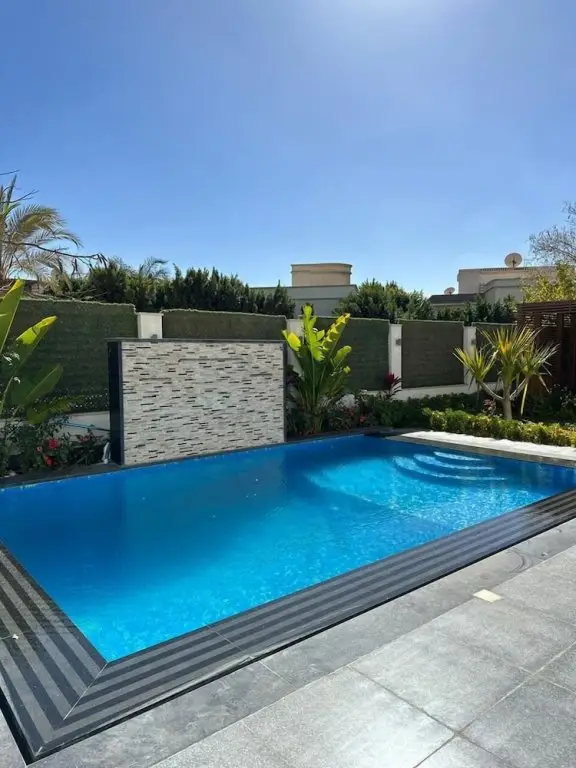 Шейх Заед Сити: Beverly hills standalone villa with pool