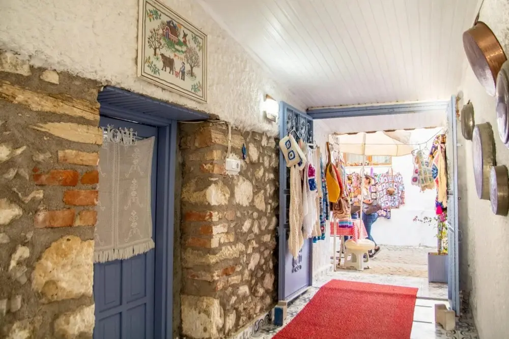 Сыгаджик: Historic House Near Sigacik Marina in Seferihisar