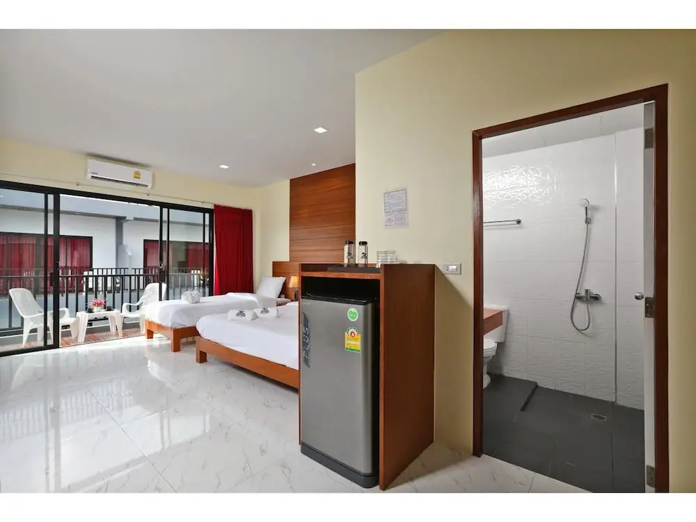 Муанг: Pool Access Hotel Near Fitness Street soi Ta Iad
