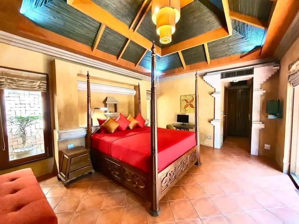 Муанг: Balinese Pool Villa in Rawai