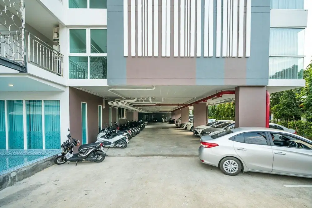 Муанг: Ozone Kata -great Location Rooftop Pool Convenient Studio