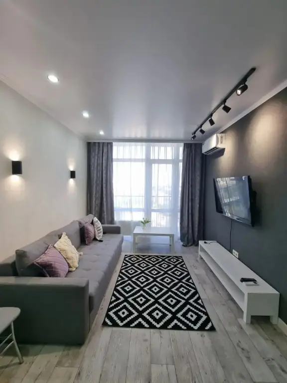 Астрахань: Lyuks Na Bekhtereva Apartments