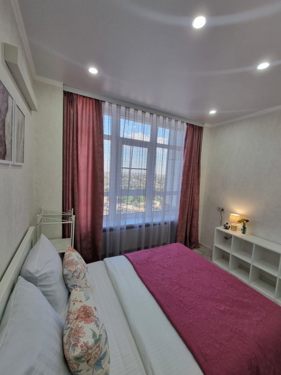 Астрахань: Lyuks Na Bekhtereva Apartments