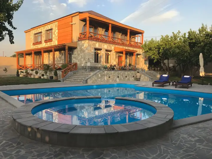 Ереван: Частный дом Yerkir Guest House